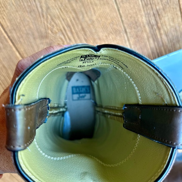 BASICS JUSTIN BRAME BOOTS. SIZE 10B. - Picture 10 of 11